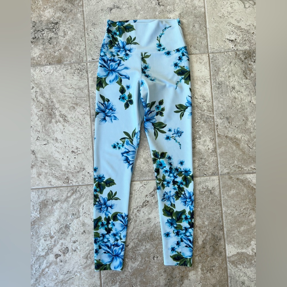 Beach Riot Ayla Piper Blue Floral Ribbed Tight Leggings, size Small